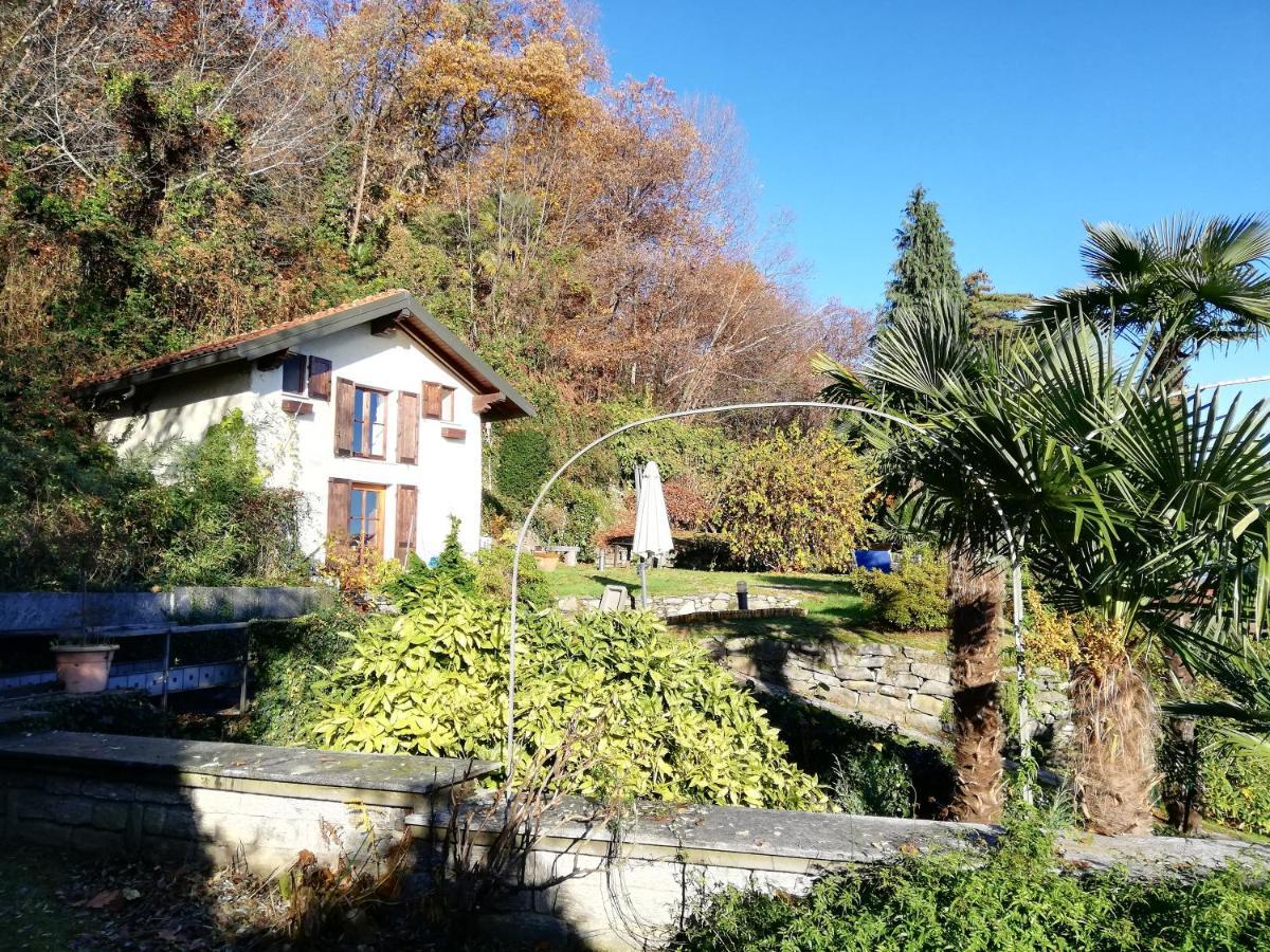 Romantica Casetta Nel Verde Con Vista Sul Lago Belgirate Luaran gambar